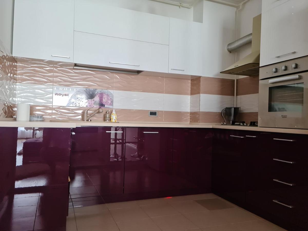 Premium Apartment Isaran Braşov Eksteriør billede