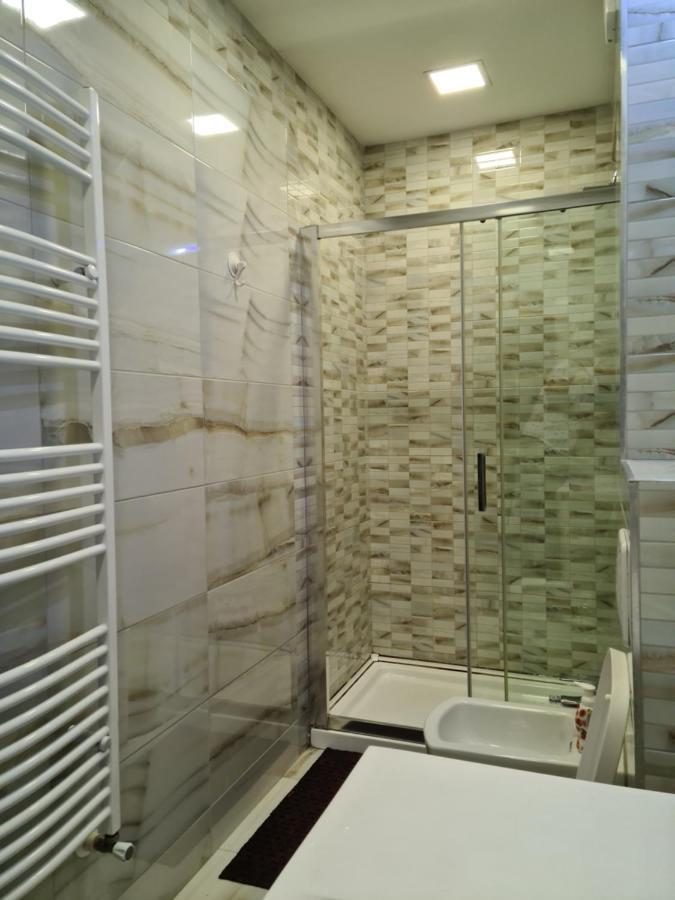 Premium Apartment Isaran Braşov Eksteriør billede