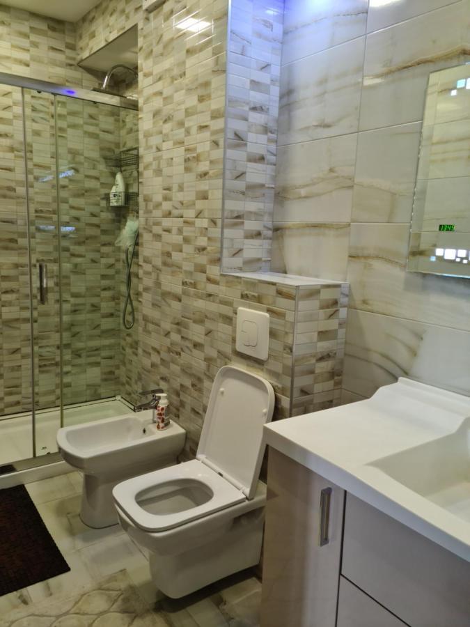 Premium Apartment Isaran Braşov Eksteriør billede