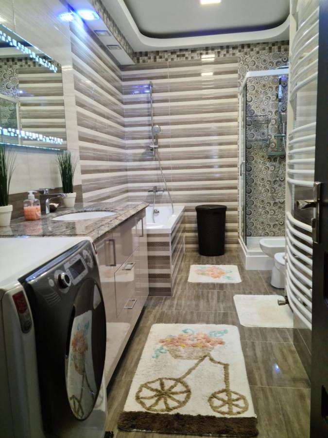 Premium Apartment Isaran Braşov Eksteriør billede